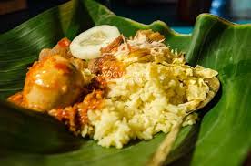 Nasi Kuning Bu Tuminah